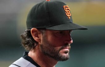 Manajer Giants Tony Vitello menyebut penyebab keruntuhan melawan Diamondbacks