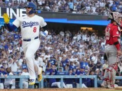 Dave Roberts dari Dodgers memberikan informasi terkini tentang cedera Kiké Hernández