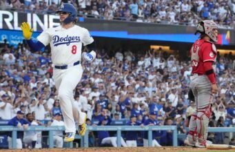 Dave Roberts dari Dodgers memberikan informasi terkini tentang cedera Kiké Hernández