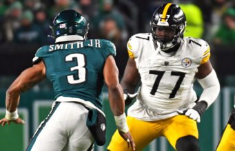 “LT Aaron Rodgers Memberikan Jadwal Pengembalian Cedera yang Mengkhawatirkan”.