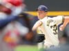 Jacob Misiorowski dari Brewers yang pertama dengan 100 strikeout setelah penampilan dominan melawan Cardinals