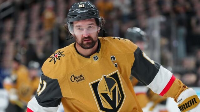 Gol pertama Mark Stone di Game 4 membuat para penggemar