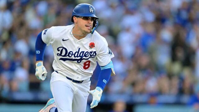 Kiké Hernandez dari Dodgers mengumumkan kembalinya dari cedera dengan homer