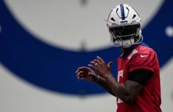 Anthony Richardson berbicara tentang penglihatannya setelah operasi mata