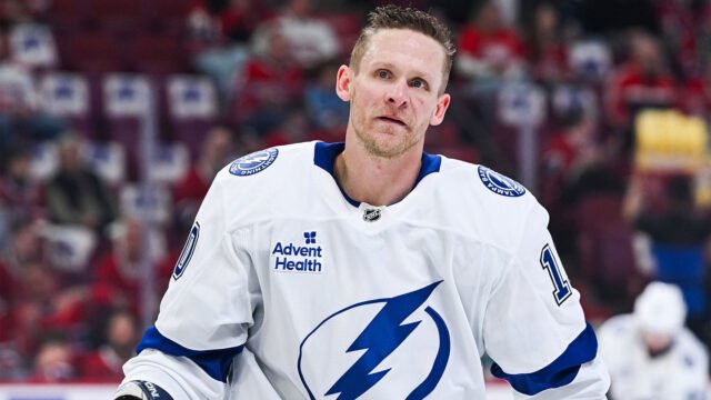 Corey Perry ingin kembali untuk musim ke-22