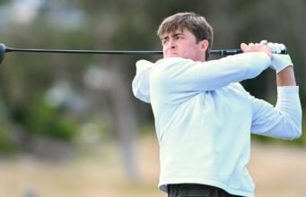 #18 Vols berada di urutan ke-15 di putaran pertama Kejuaraan NCAA