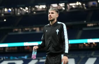 Barcelona kehilangan pendapatan karena mantan bintangnya berusaha mengakhiri kontrak dengan klub La Liga