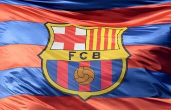 Barcelona tetap tertarik pada prospek lini tengah berusia 17 tahun; Arsenal dan Man United sama-sama antusias