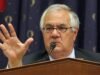 Barney Frank, Mantan Anggota Kongres dan Pelopor Hak Gay, Meninggal di Usia 86: NPR
