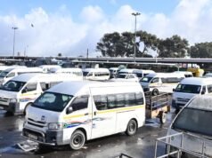 Betapa rakyat biasa di Afrika Selatan merasa tertekan karena kenaikan harga bahan bakar berdampak pada taksi, makanan, dan lapangan kerja