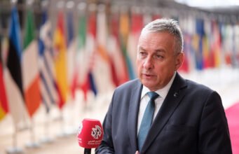 Bisakah Brussel mewujudkan bantuan luar negeri yang “tidak sentimental” menjadi kenyataan?