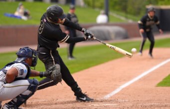 Boyle’s Slam, kekuatan 7 poin di ronde ke-6, serangan 17 poin – Purdue Boilermakers