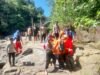 Dua turis Austria tewas setelah jatuh dari jembatan gantung