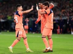 Duo penyerang Barcelona ‘lebih banyak berada di luar daripada di dalam’ saat klub merencanakan penambahan penyerang baru