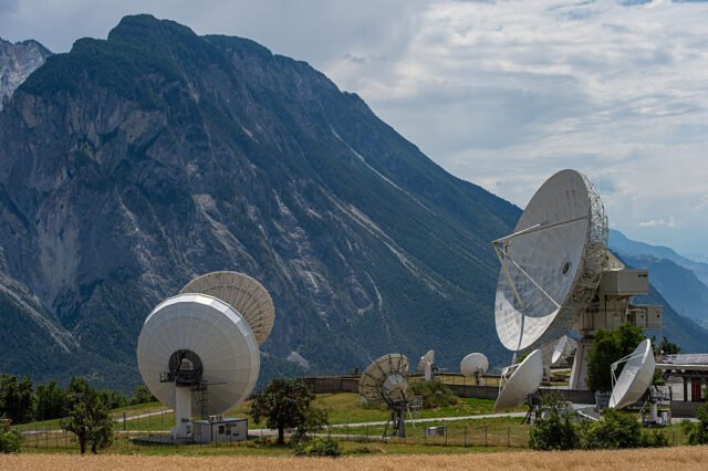 Eropa menginginkan Starlink-nya sendiri. Tapi dia berada di jalur yang