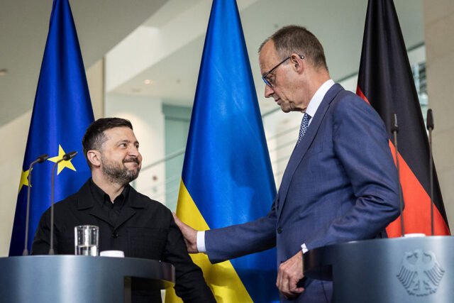 Jerman ingin Ukraina bergabung dengan UE sebagai anggota 'asosiasi'