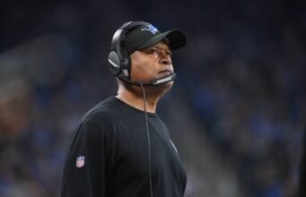 Jim Caldwell tidak lagi berada di tim Panthers