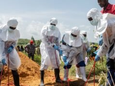 Kasus Ebola di Kongo Meningkat di Tengah Ketidakpercayaan dan Zona Konflik Bersenjata: NPR