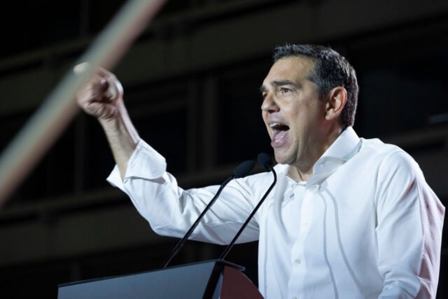 Kembalinya Tsipras mengguncang politik Yunani