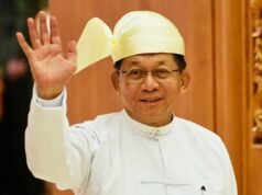 Min Aung Hlaing dari Myanmar melakukan tur luar negeri pertamanya sebagai pemimpin, dengan kunjungan ke India: NPR