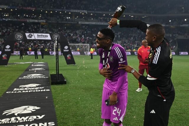 Mpumi Khoza memuji sistem pemuda setelah Orlando Pirates menyelesaikan treble