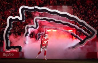 Patrick Mahomes berpartisipasi dalam latihan Chiefs OTA