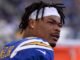 Pengisi daya, Derwin James menyetujui perpanjangan