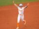 Pickens 10 Ks, tiga ledakan solo mendorong No. 8 (7) Lady Vols meraih kemenangan 3-1 atas No. 16 (10) Georgia