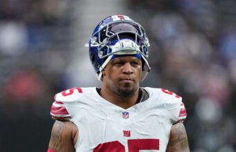 Raksasa DL Roy Robertson-Harris menderita robek Achilles