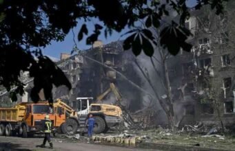 Rusia menyerang Kyiv dengan serangan mematikan setelah bersumpah untuk membalas