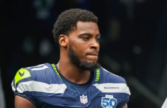 Seahawks tidak lebih dekat dengan perpanjangan Devon Witherspoon