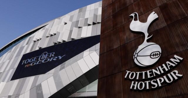 Sekelompok penggemar Tottenham berencana untuk memprotes setelah pertandingan Everton apakah