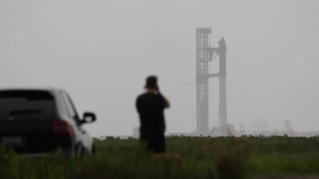 SpaceX bersiap untuk peluncuran Starship yang penting menjelang IPO: NPR