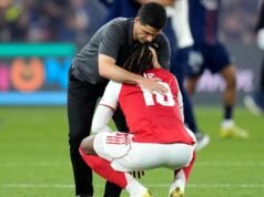 “Tidak ada yang bisa menghilangkan rasa sakit darimu.”