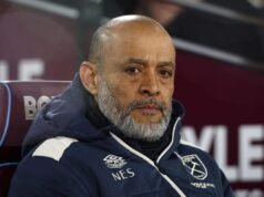 Tim dikonfirmasi saat pertarungan Hammers gagal