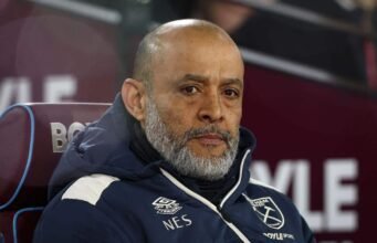 Tim dikonfirmasi saat pertarungan Hammers gagal