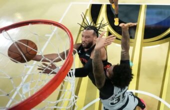 Travis Kelce yang minum bir dan ‘pacarnya’ Taylor Swift gagal menginspirasi Cavaliers saat Knicks meraih kemenangan ke-10 berturut-turut