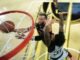 Travis Kelce yang minum bir dan ‘pacarnya’ Taylor Swift gagal menginspirasi Cavaliers saat Knicks meraih kemenangan ke-10 berturut-turut