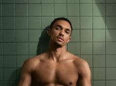 Trent Alexander-Arnold membintangi kampanye pakaian dalam terbaru Calvin Klein