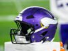 Viking akan mempekerjakan Nolan Teasley sebagai manajer umum; Rob Brzezinski tetap menjadi wakil presiden eksekutif