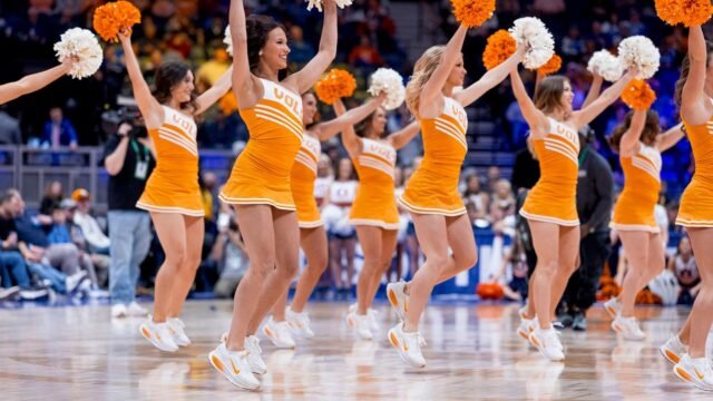 Vols akan menghadapi NC State dalam kontes 6 Desember di