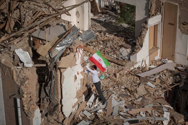 AS dan Iran saling baku tembak saat negosiasi terhenti