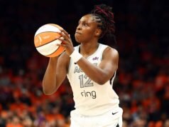 Chelsea Gray melewati pelatih kepala Becky Hammon dalam assist sepanjang masa di Las Vegas