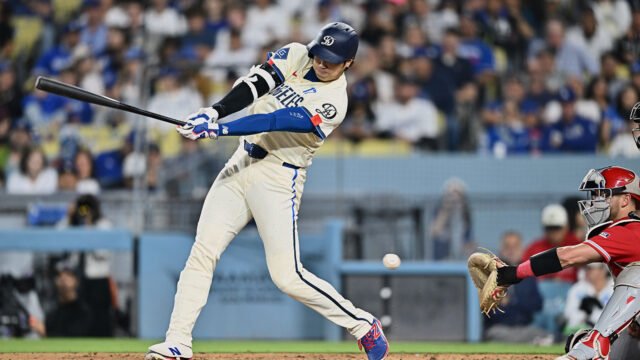 Home run Dodgers Shohei Ohtani membatasi 9 run inning pertama