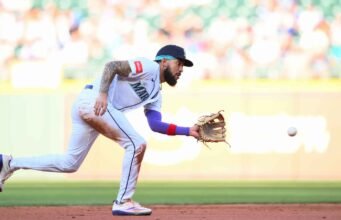JP Crawford dari Mariners mengambil langkah besar untuk kembali dari cedera