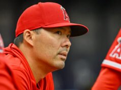 Angels menandatangani kembali starter veteran untuk kontrak liga kecil