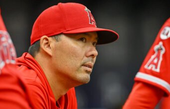 Angels menandatangani kembali starter veteran untuk kontrak liga kecil