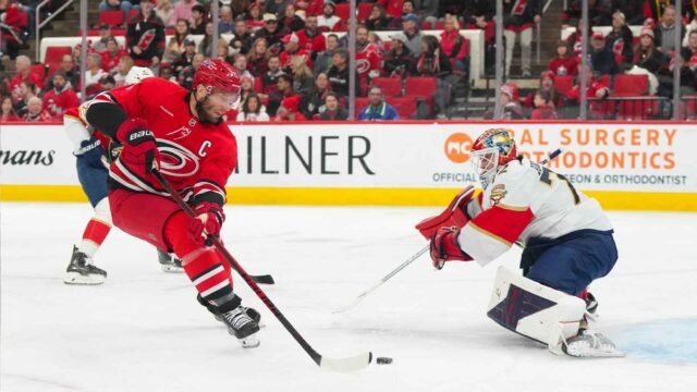 Hurricanes mengontrak Sergei Bobrovsky dari Panthers sebelum batas waktu perdagangan