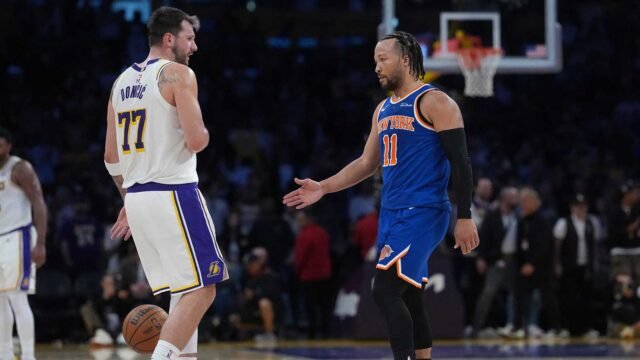 Kesalahan tak masuk akal yang dilakukan Jalen Brunson selesai dengan
