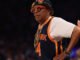 Spike Lee akhirnya mendapatkan gelar NBA setelah menjadi pemegang tiket musiman untuk pertandingan pertama Patrick Ewing
